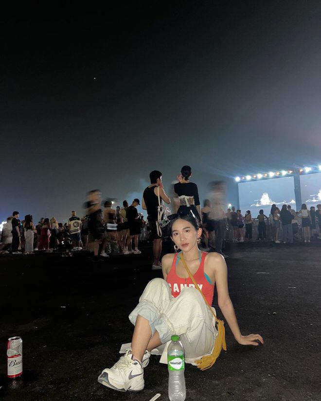 “Đại náo” lễ hội âm nhạc, hot girl Việt có bị lép vế khi đặt cạnh dàn gái xinh nước ngoài? - Ảnh 7.